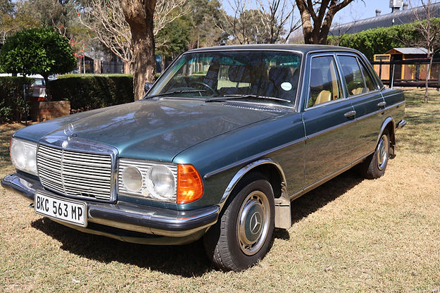 1983 Mercedes Benz 300D